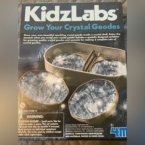 Crystal growing kit